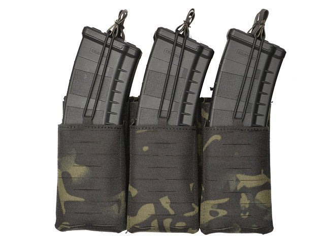 Laser - Cut Panel mit 6 AR15/AK Magazintaschen - Multicam Black - Paintball Buddy